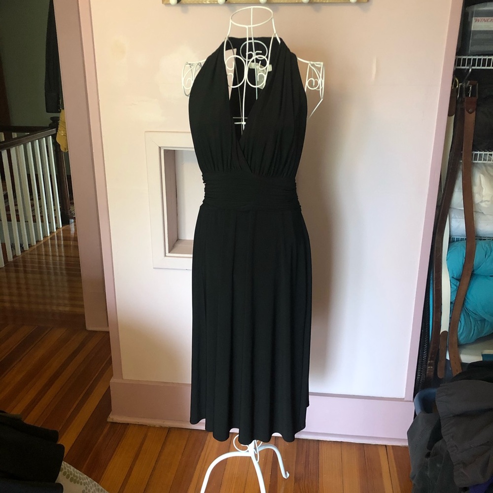 Sexy black dress. Great for wedding